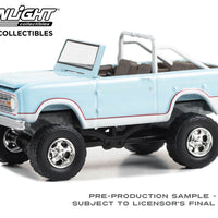 Greenlight 1/64 Barrett Jackson S13 1970 Ford Bronco Custom - Sea Foam Green 37300B