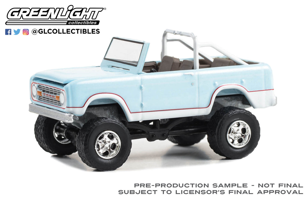 Greenlight 1/64 Barrett Jackson S13 1970 Ford Bronco Custom - Sea Foam Green 37300B