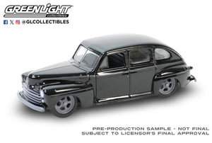 Greenlight 1/64 Black Bandit 29 1948 Ford Fordor Deluxe 28150A