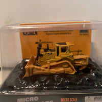 Diecast Masters MICRO SIZE CAT Construction Equipment Set of 18