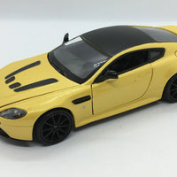 Motormax 1/24 Aston Martin V12 Vantage S YELLOW  79322-YLW